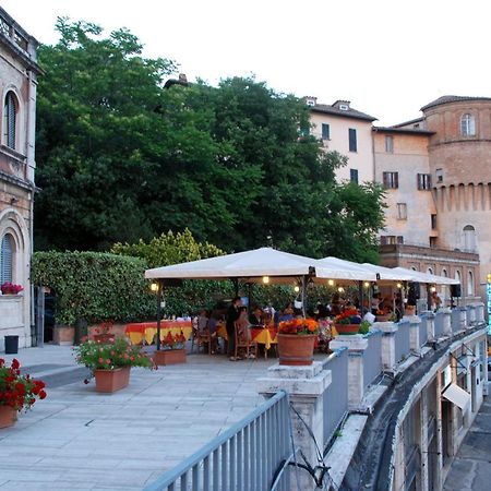 Hotel Iris Perugia Exterior photo
