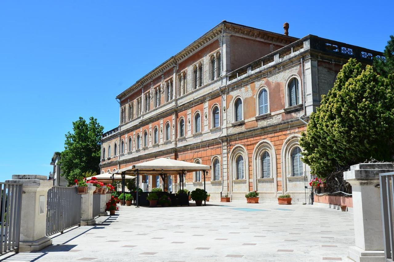 Hotel Iris Perugia Exterior photo
